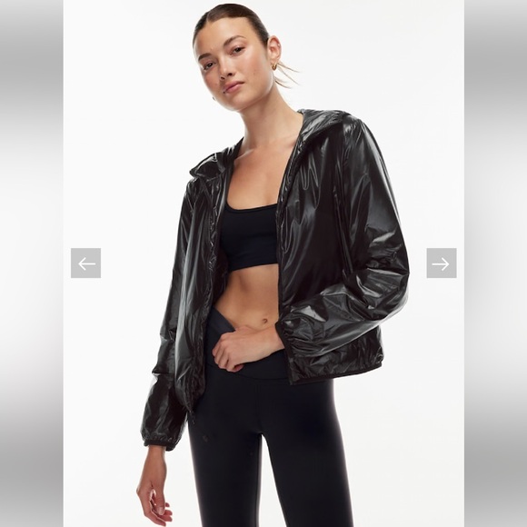 Aritzia TNA the Pillow Puff Packable (light puffer) Jacket - Small - Black - Picture 7 of 12